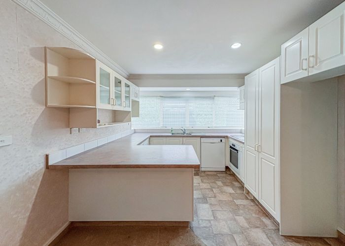  at 30 Kakaho Drive, Tawhero, Whanganui, Manawatu / Whanganui