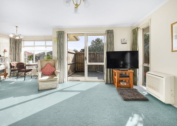  at 31 Gardenia Close, Melville, Hamilton