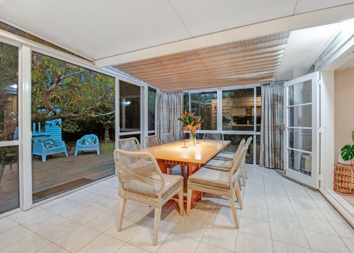  at 9 Glamis Avenue, Manly, Rodney, Auckland