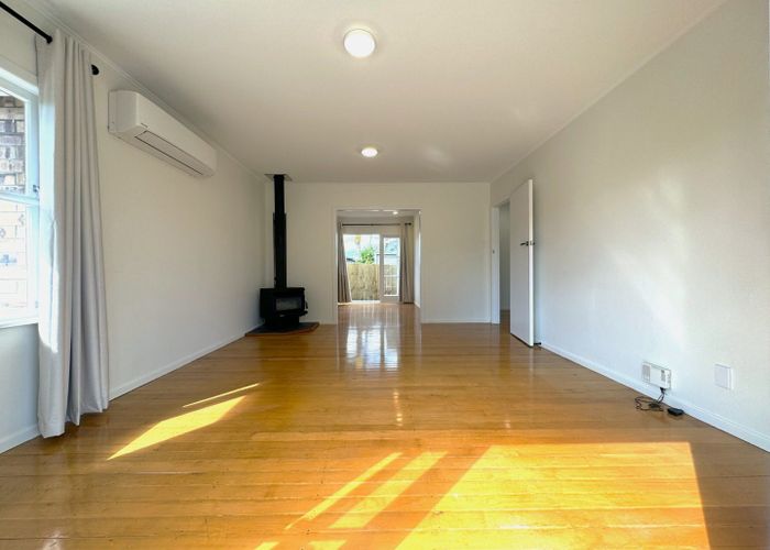  at 23 Megan Ave--Viewing--On Sat 13th Sep at 1:40-2:00pm, Pakuranga Heights, Manukau City, Auckland