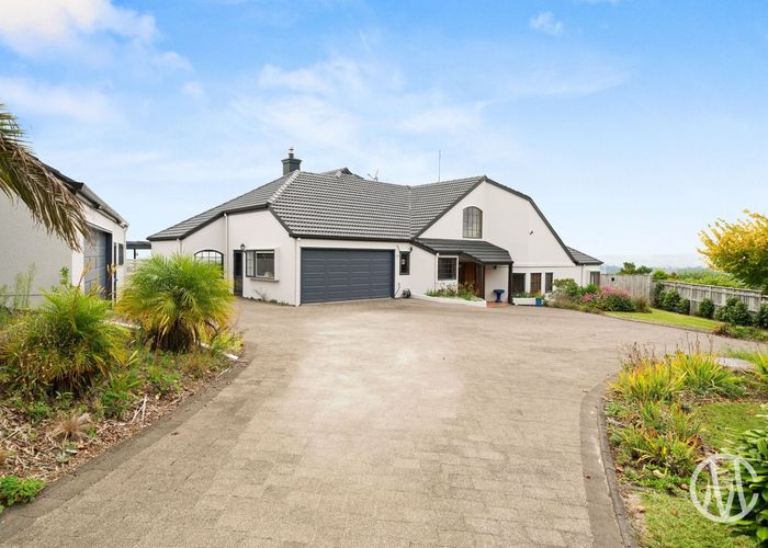 at 17 Dawn View Place, Tauranga