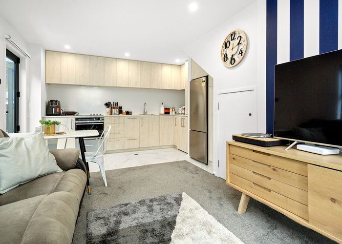  at 7/10 Rainey Grove, Taita, Lower Hutt, Wellington