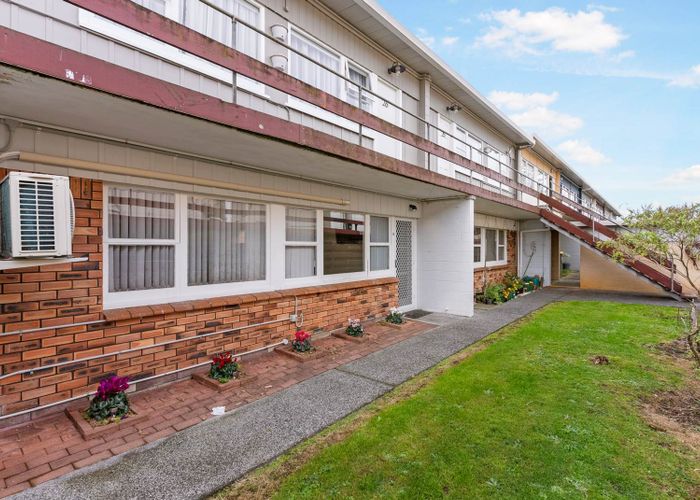  at 20/124 Kolmar Road, Papatoetoe, Auckland