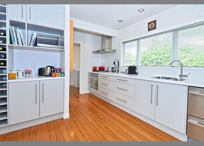  at 6 Gills Avenue, Papakura, Papakura