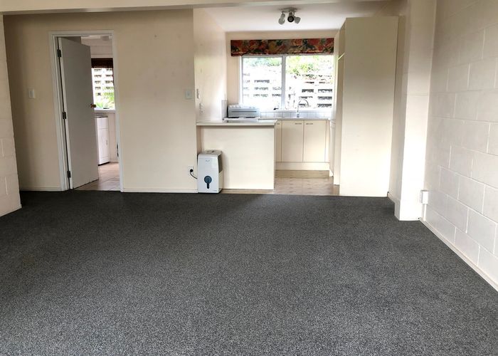  at 1/4 Chevron Place, Castor Bay, Auckland