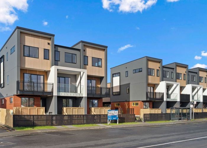  at 8/1D Rosyth Avenue, Bayswater, Auckland