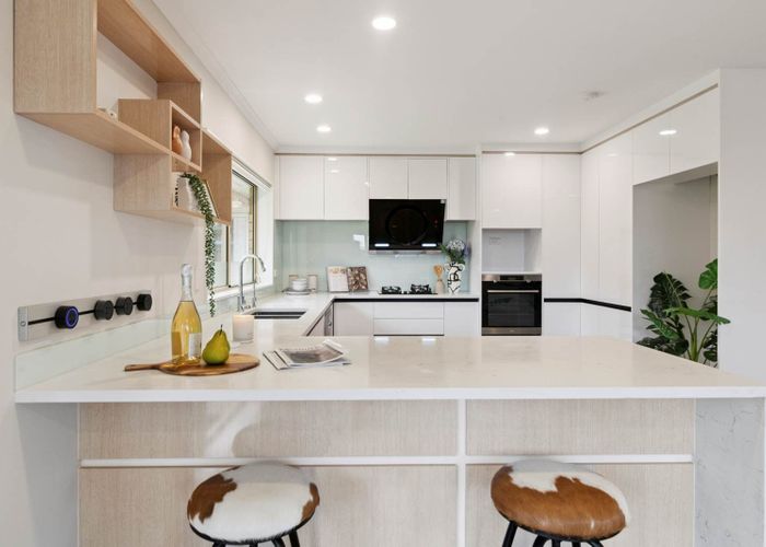  at 102 Golfland Drive, Golflands, Manukau City, Auckland