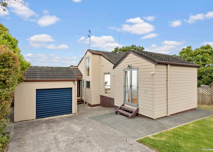  at 6 Gothic Place, Lynfield, Auckland