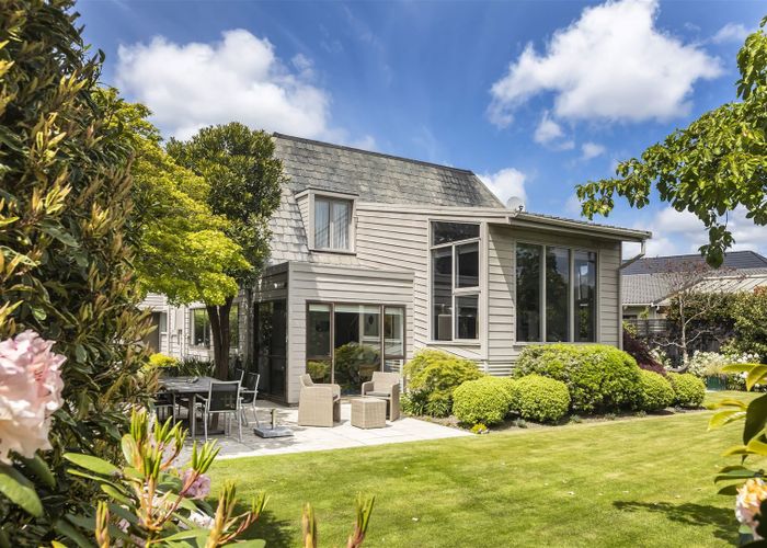  at 34 Bannister Place, Ilam, Christchurch