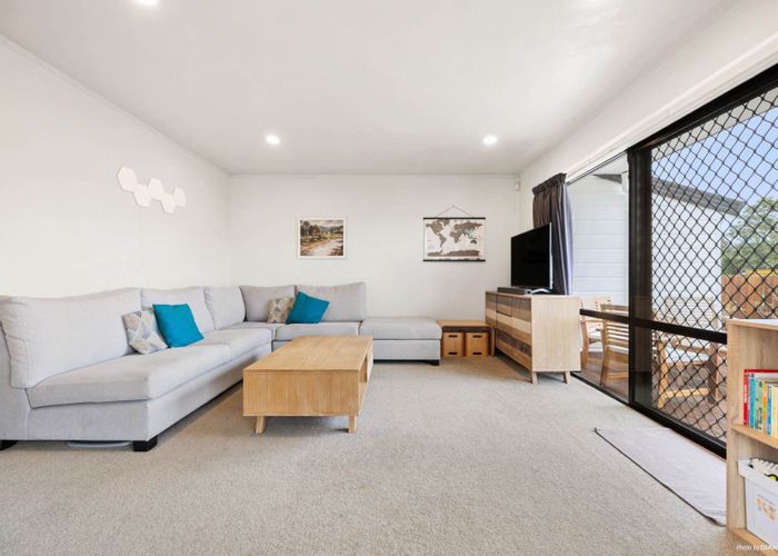  at 3/15 Jellicoe Road, Manurewa, Manukau City, Auckland