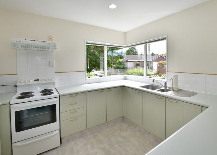 at 26 The Grove, Red Beach, Red Beach