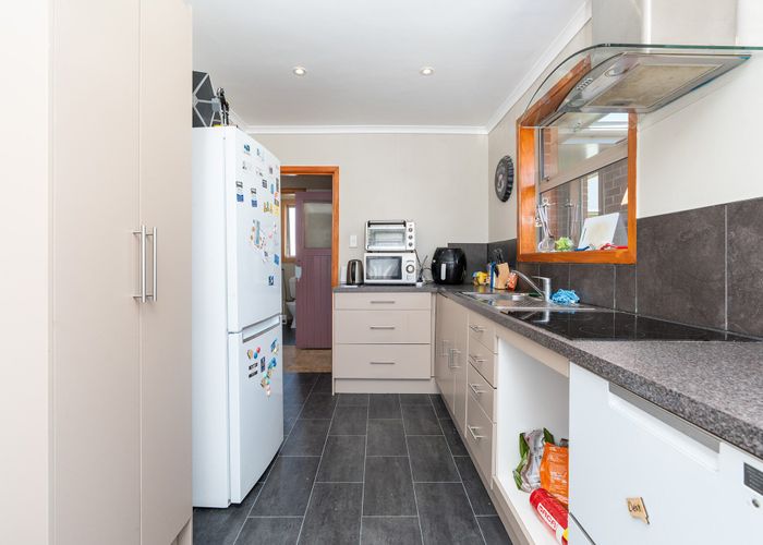  at 17 Glenelg Street, Bradford, Dunedin, Otago