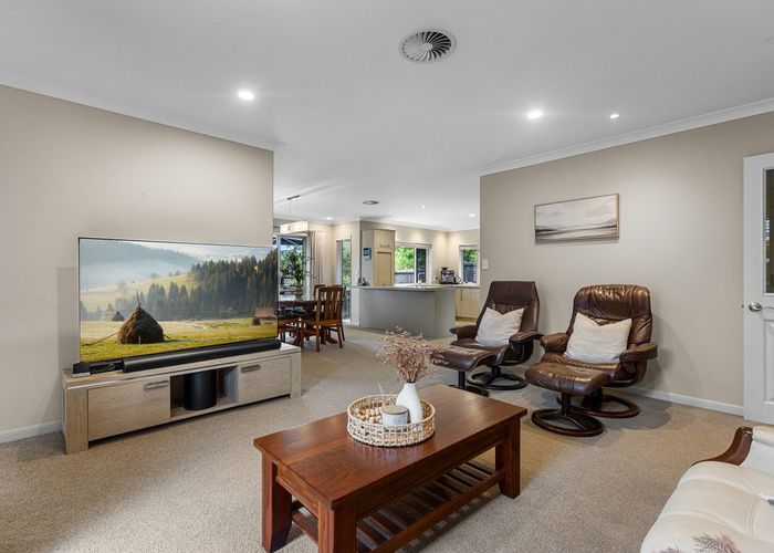  at 194 Carmichael Road, Bethlehem, Tauranga, Bay Of Plenty