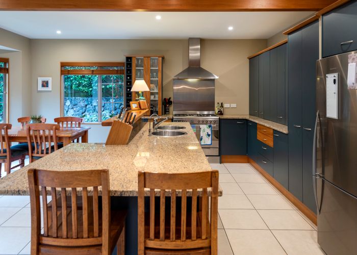  at 51 Wiltshire Place, Somerville, Manukau