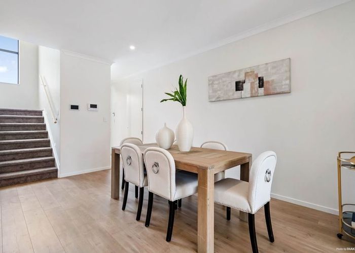  at 7 Roa Ave, Hobsonville, Waitakere City, Auckland