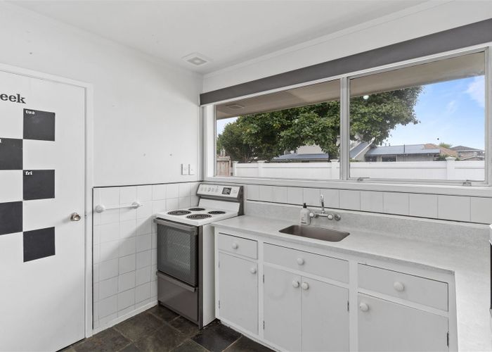  at 1/102 Roydvale Avenue, Burnside, Christchurch