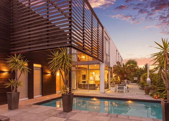  at 8 Royds Street, Fendalton, Christchurch