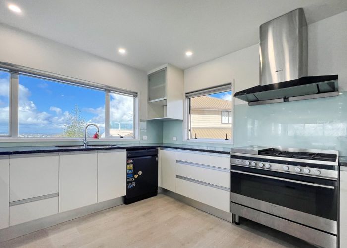  at 42 Monarch Avenue, Hillcrest, North Shore City, Auckland