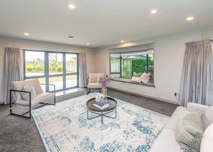  at 43 Kakaho Drive, Tawhero, Whanganui, Manawatu / Whanganui