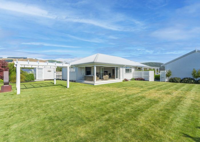  at 8 Pukatea Lane, Kinloch, Taupo, Waikato