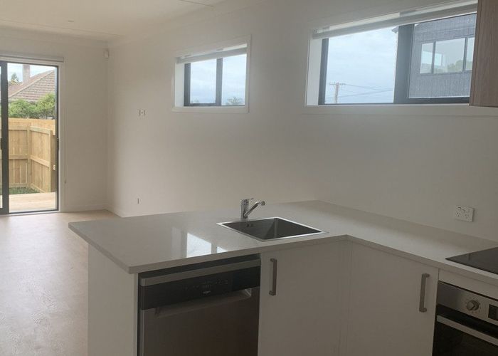  at 3/11 Mareth Street, Panmure, Auckland