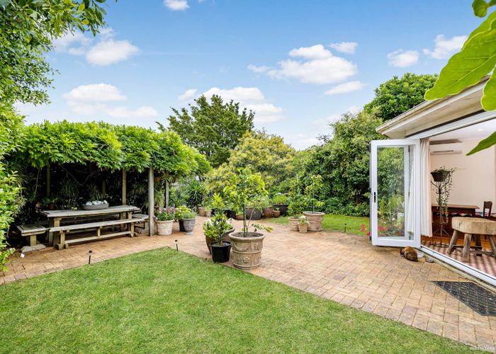  at 51 Kensington Avenue, Mount Eden, Auckland