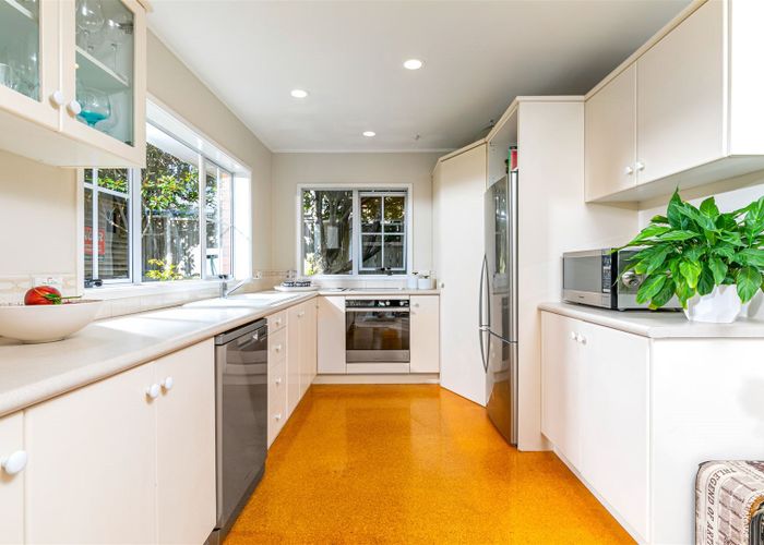  at 1/3 Rangitira avenue, Takapuna, Auckland