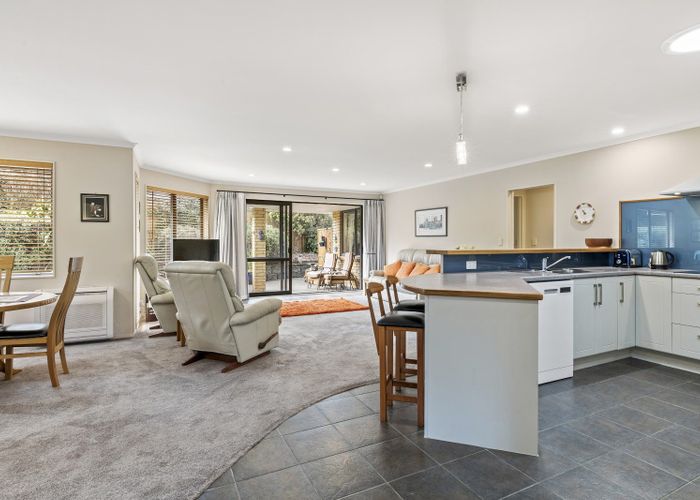  at 4 Bayview Park Lane, Orewa, Orewa