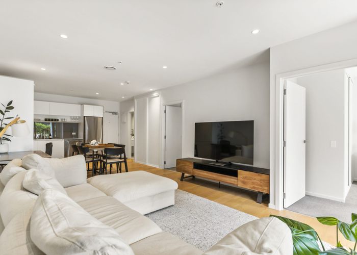  at 111/64 Victoria Street, Onehunga, Auckland
