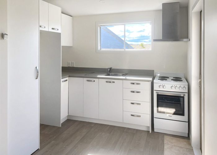 at 1/2 Vera Road, Te Atatu South, Waitakere City, Auckland