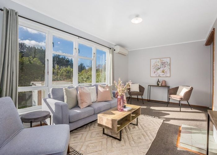  at 10 Lincoln Grove, Cannons Creek, Porirua