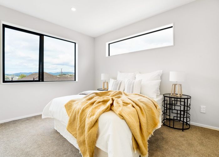  at 14 Serjeant Street, Henderson, Waitakere City, Auckland