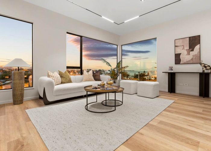  at 1/14 Newhaven Terrace, Mairangi Bay, North Shore City, Auckland