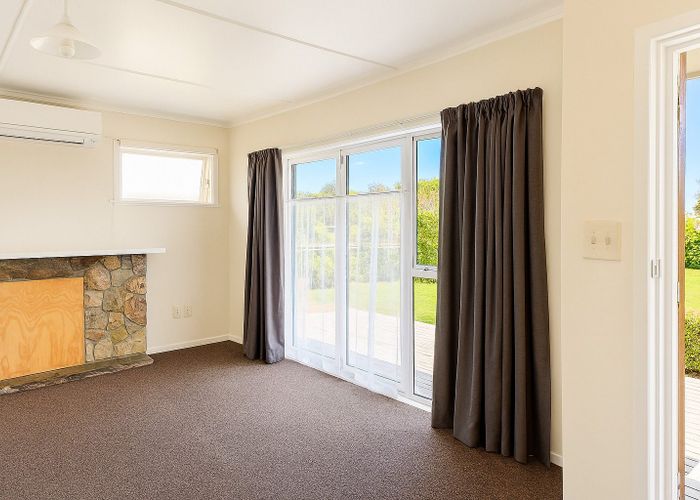  at 27 Lee Road, Hannahs Bay, Rotorua, Bay Of Plenty