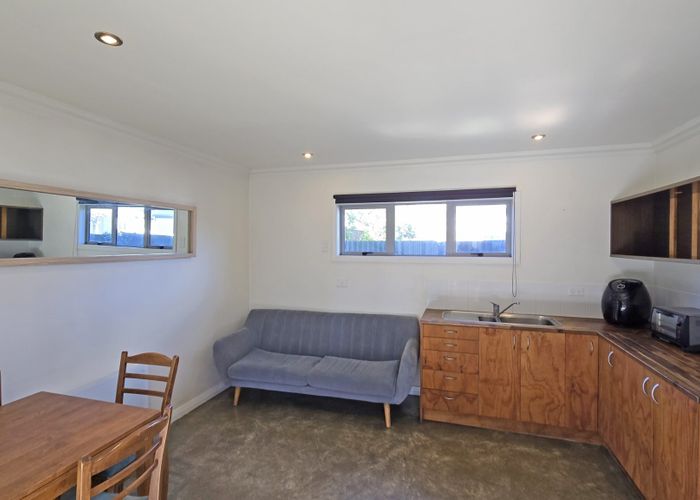  at Studio/609 St Aubyns St WEST, Saint Leonards, Hastings, Hawke's Bay