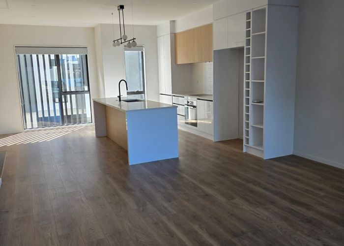  at 20 Mina Way, Browns Bay, North Shore City, Auckland