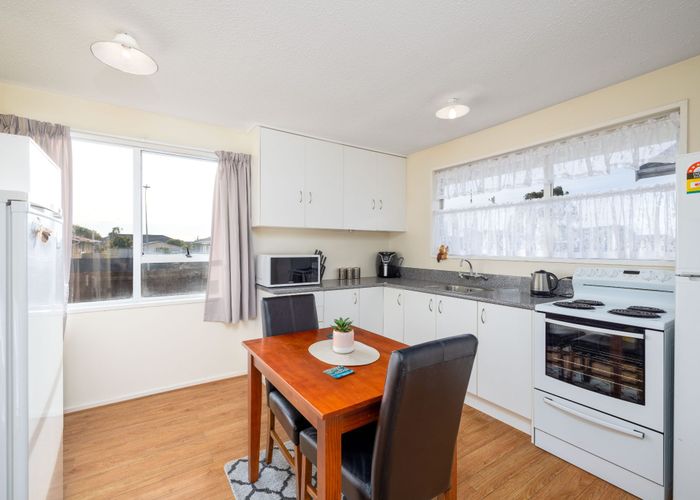  at 1/4 Leonie Place, Aranui, Christchurch