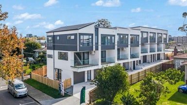  at 7/19 Matangi Road, Mount Wellington, Auckland