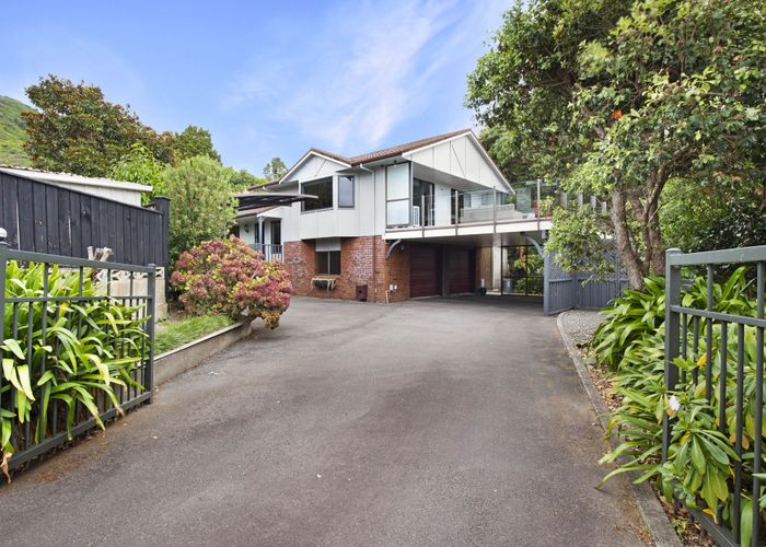  at 24 Kereru Street, Waikanae, Kapiti Coast, Wellington