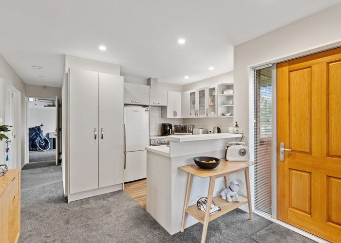  at 1/36 Tuckers Road, Redwood, Christchurch City, Canterbury
