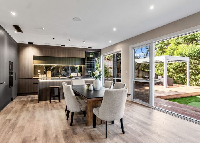  at 9C Olwyn Place, Greenhithe, North Shore City, Auckland