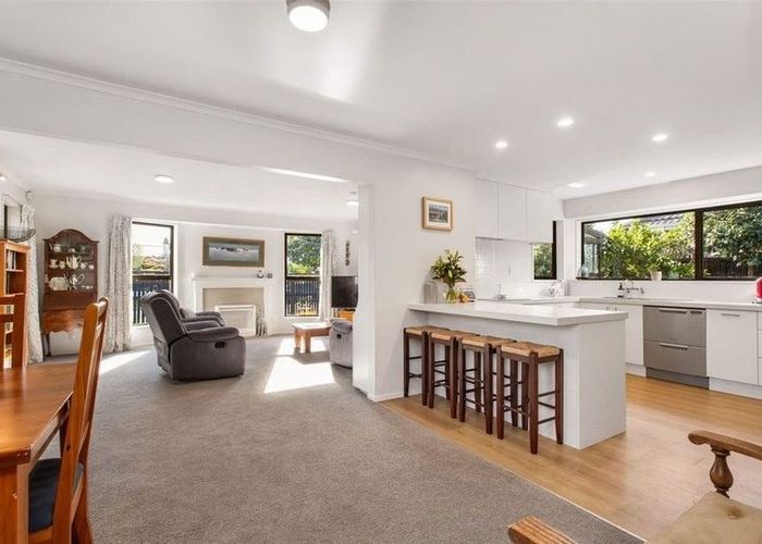  at 124 Hamilton Ave, Ilam, Christchurch City, Canterbury