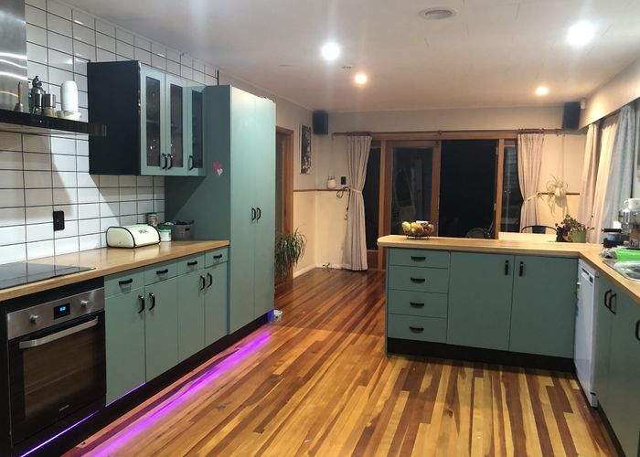  at 25 Moreton Road, Carterton