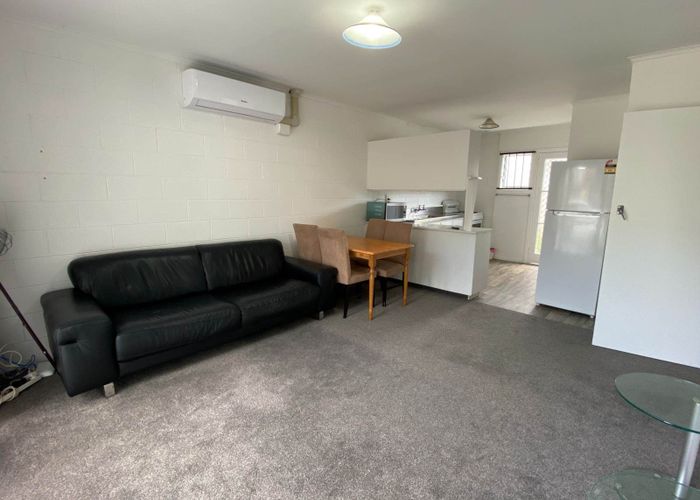  at 32B Lush Avenue, Saint Johns, Auckland