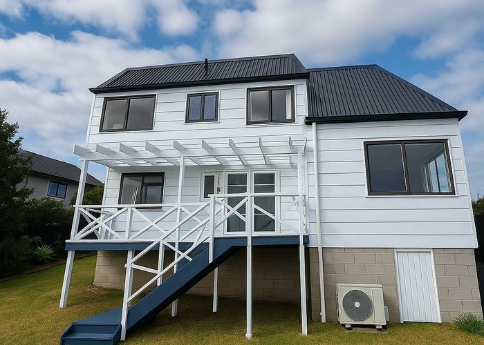  at 1/13 Gwenand Place, Botany Downs, Manukau City, Auckland