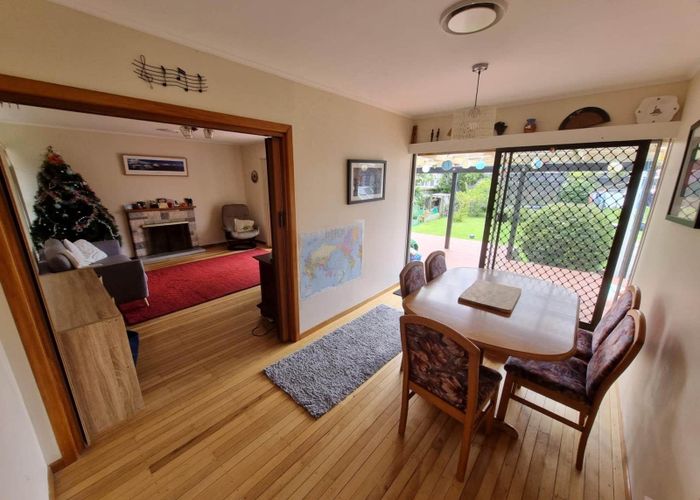  at 111 Flanshaw Road, Te Atatu South, Waitakere City, Auckland
