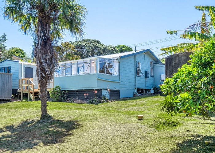  at 20 Nelson Avenue, Surfdale, Waiheke Island, Auckland