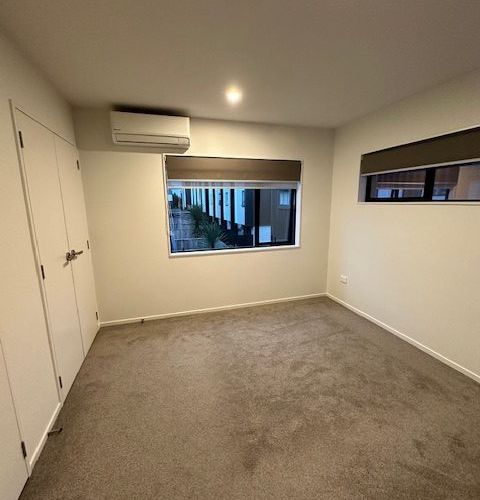  at 33/36 Westgate Drive, Westgate, Waitakere City, Auckland