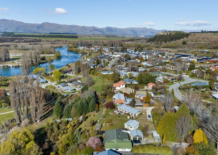  at 16 Lagoon Avenue, Albert Town, Wanaka, Otago