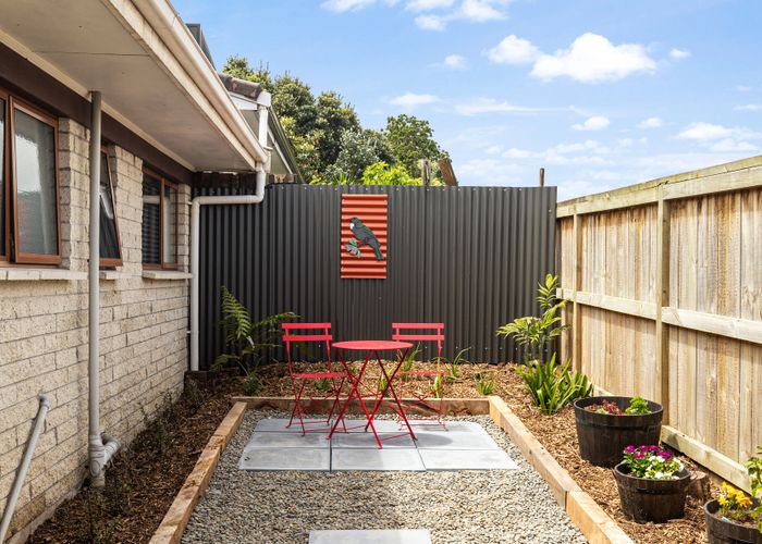  at 2/22 Golf Avenue, Otahuhu, Auckland